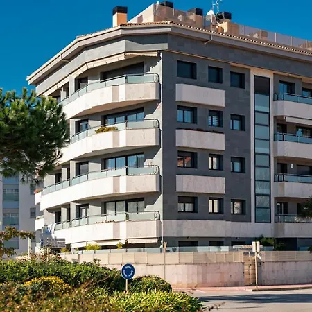 Parrot's House Fenals Lloret de Mar