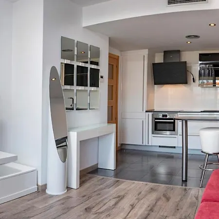 Apartment Parrot's House Fenals Lloret de Mar