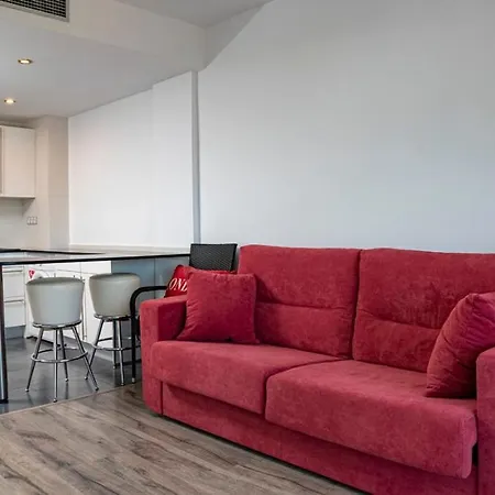 Апартаменты Parrot's House Fenals